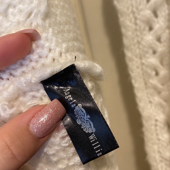 Infinity Scarf - Picture 3 of 3